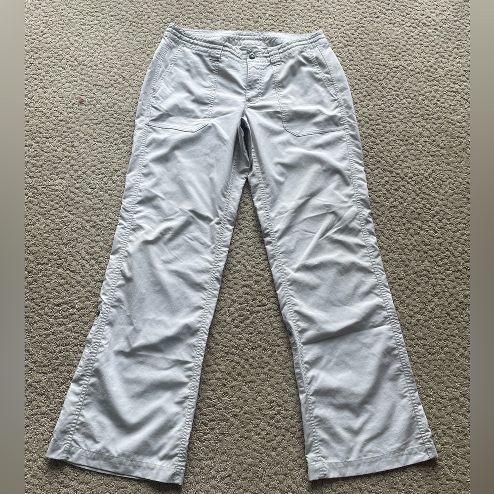 Patagonia light beige nylon mid rise hiking pants